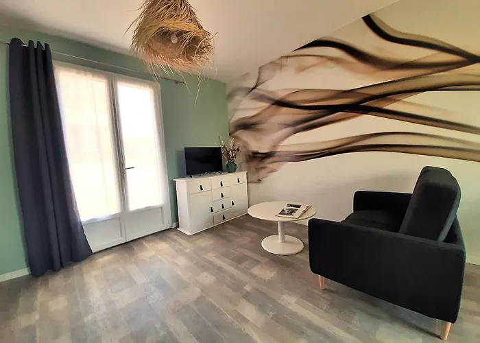 La Mesange Bleue Cénac-et-Saint-Julien