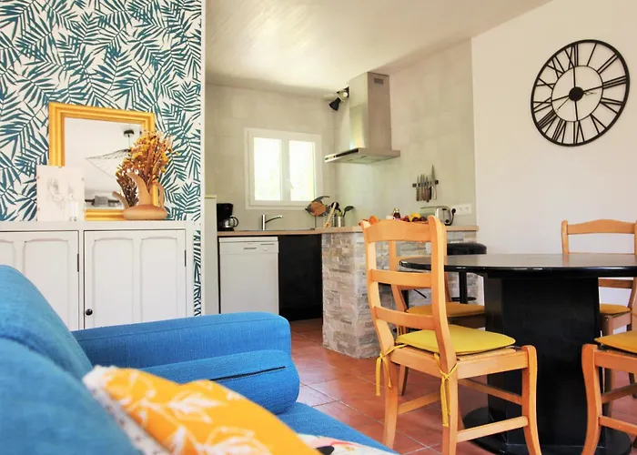 Apartment La Mesange Bleue